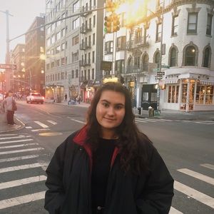 Meet your Posher, Eva